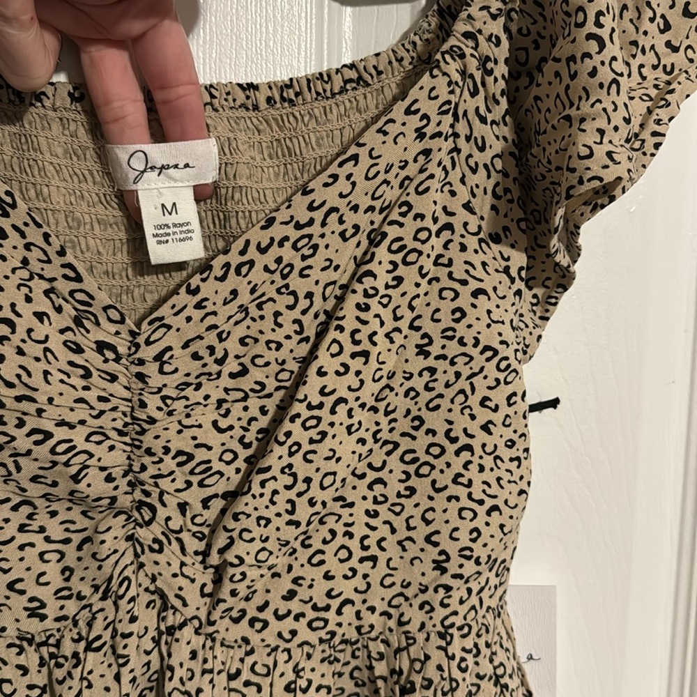 Leopard Print Top - Picture 2 of 5